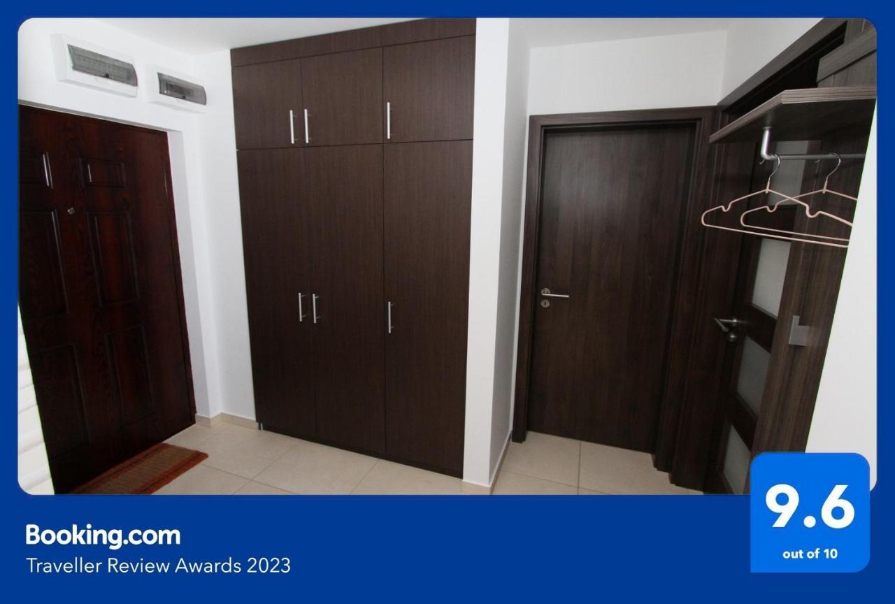 شقة Blonde River Apartman Soter سيغيد المظهر الخارجي الصورة